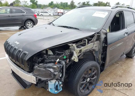 2017 Jeep Cherokee Latitude Fwd from USA, damaged, VIN 1C4PJLCB0HW578764